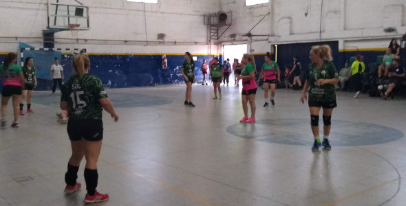 El Club  Sarmiento recibió el Torneo Solidario de Handball Femenino 